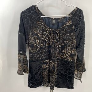 Quizz Again & Co blouse Size Small
